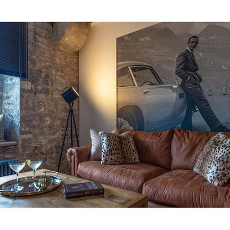 Rwy Suite007 Luxury Signature Apartment With Sea View & Optional Parking プリマス エクステリア 写真