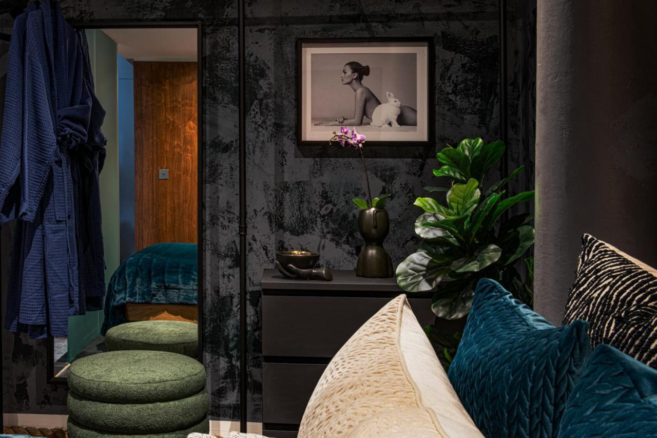 Rwy Suite007 Luxury Signature Apartment With Sea View & Optional Parking プリマス エクステリア 写真