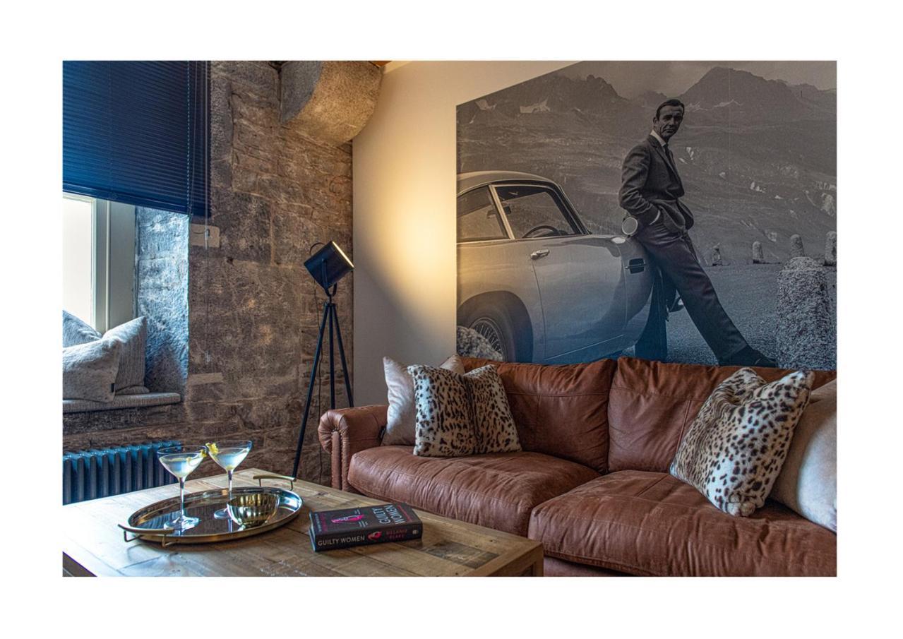 Rwy Suite007 Luxury Signature Apartment With Sea View & Optional Parking プリマス エクステリア 写真